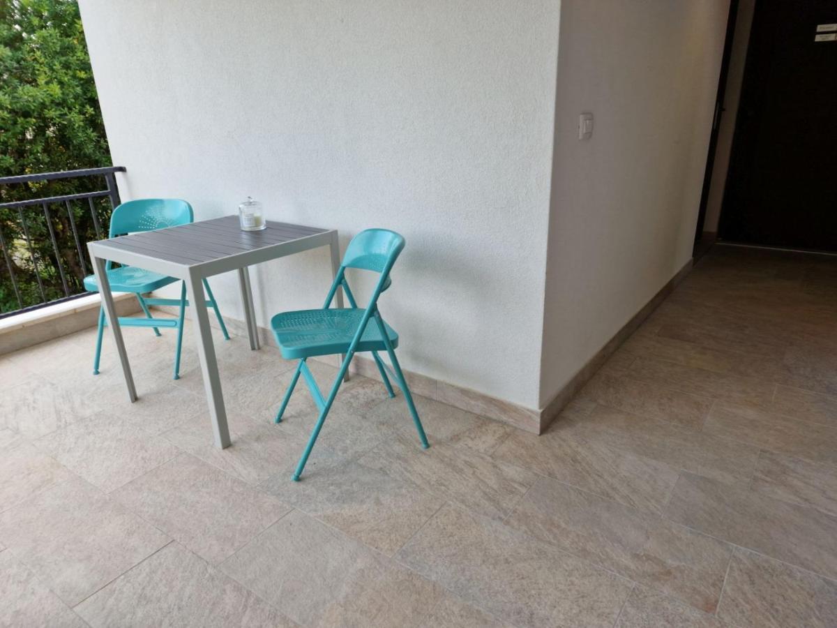 Anna24 Holidays Vantacici Exterior foto